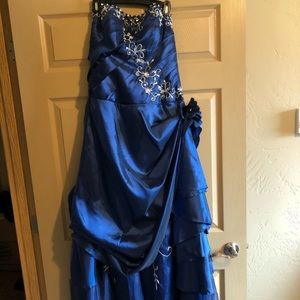Gorgeous Prom Dress
